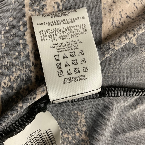 BCBGMaxAzria Black Wrap Mini Dress Size M - Picture 7 of 8